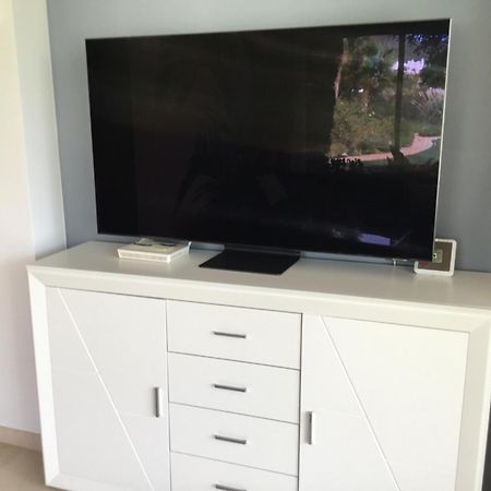 Alcazaba Blue Lagoon 3 Bedroom, Ground Floor Apartment Estepona Bagian luar foto