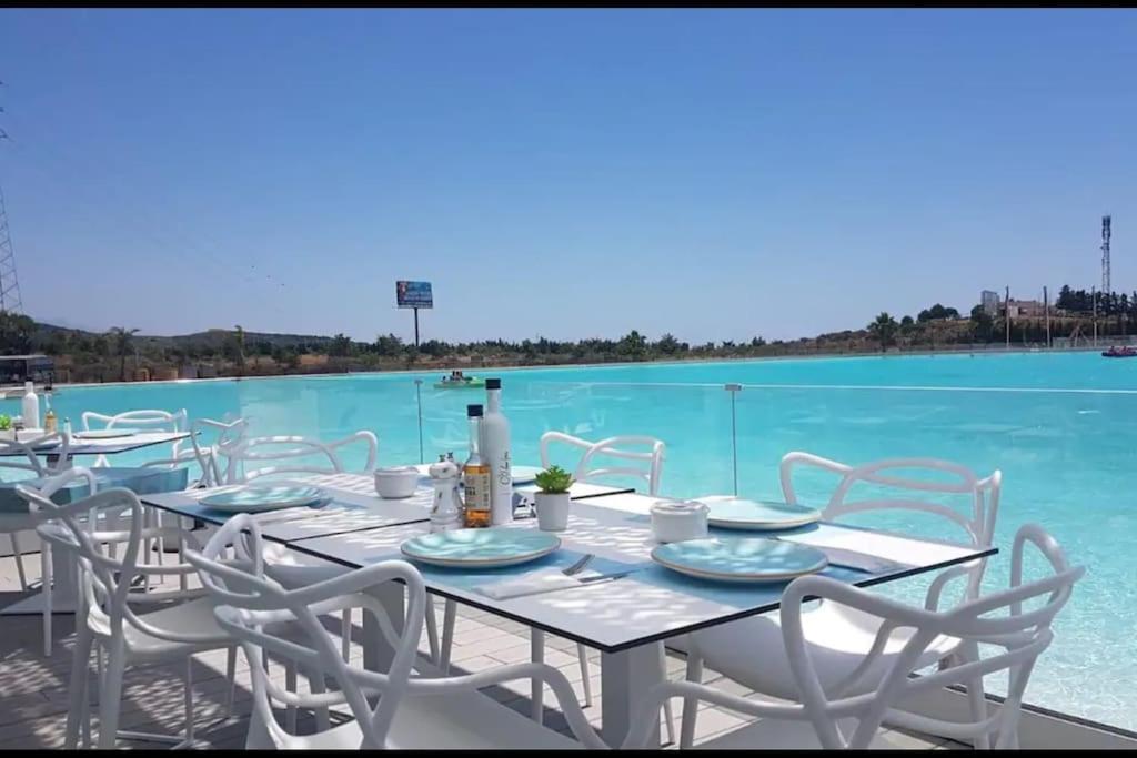 Alcazaba Blue Lagoon 3 Bedroom, Ground Floor Apartment Estepona Bagian luar foto