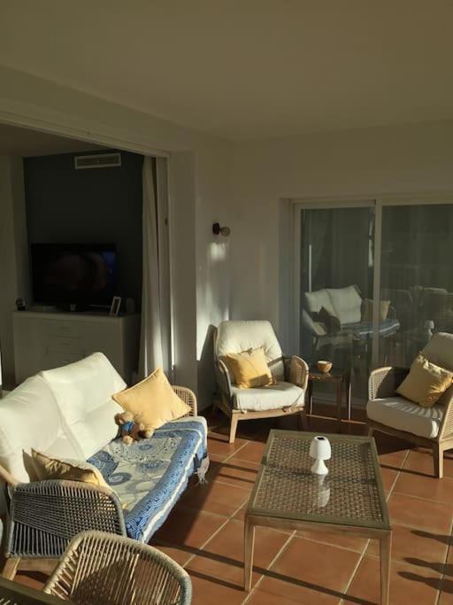 Alcazaba Blue Lagoon 3 Bedroom, Ground Floor Apartment Estepona Bagian luar foto