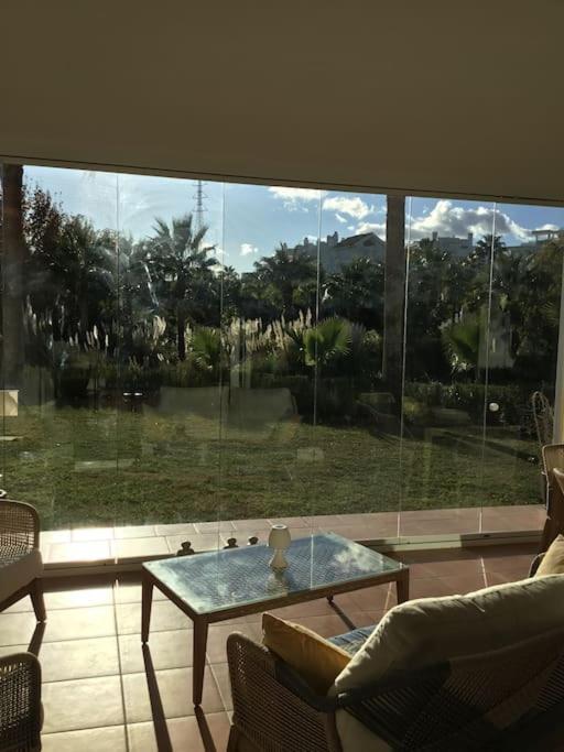 Alcazaba Blue Lagoon 3 Bedroom, Ground Floor Apartment Estepona Bagian luar foto