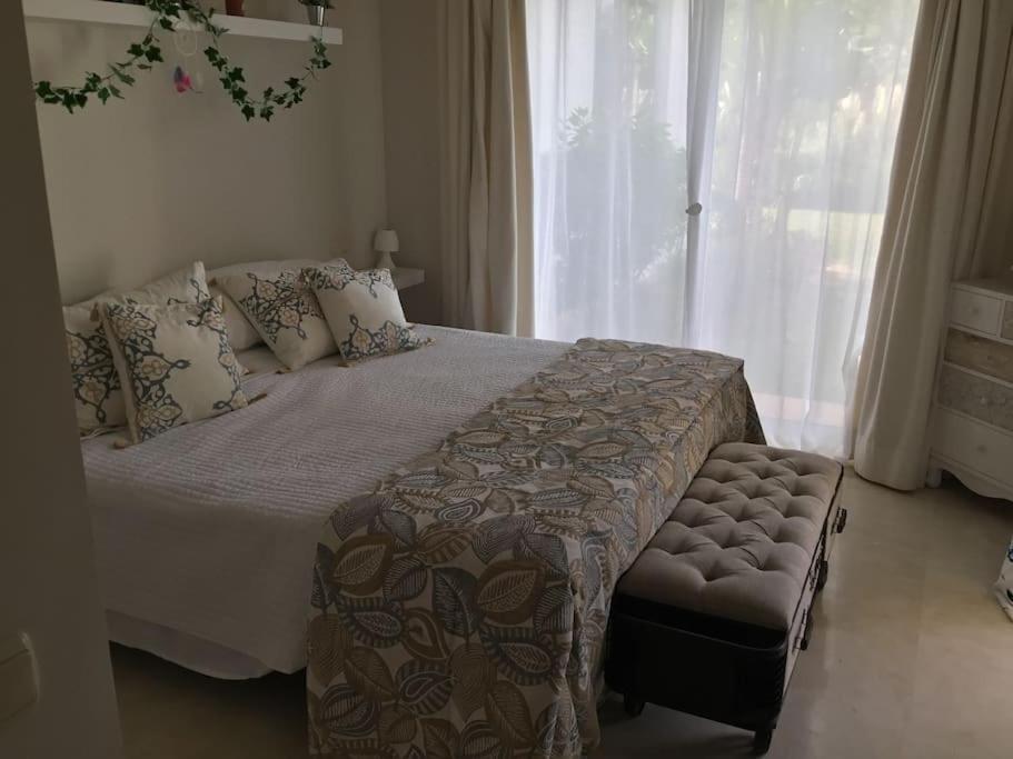 Alcazaba Blue Lagoon 3 Bedroom, Ground Floor Apartment Estepona Bagian luar foto