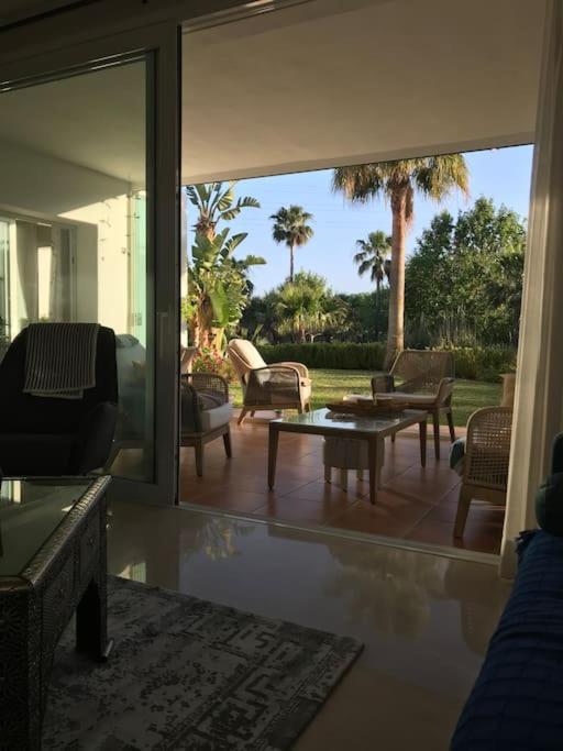 Alcazaba Blue Lagoon 3 Bedroom, Ground Floor Apartment Estepona Bagian luar foto