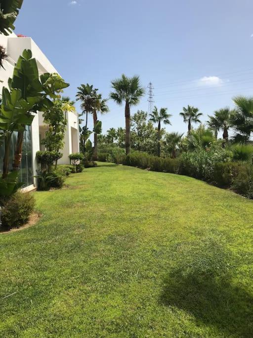 Alcazaba Blue Lagoon 3 Bedroom, Ground Floor Apartment Estepona Bagian luar foto