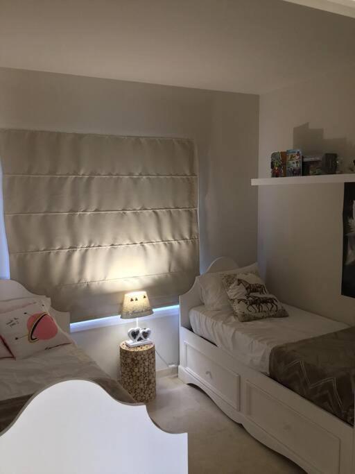 Alcazaba Blue Lagoon 3 Bedroom, Ground Floor Apartment Estepona Bagian luar foto
