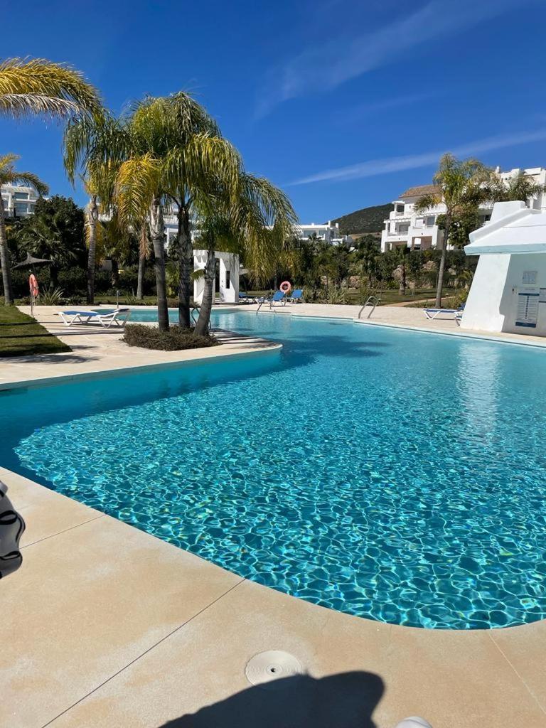 Alcazaba Blue Lagoon 3 Bedroom, Ground Floor Apartment Estepona Bagian luar foto